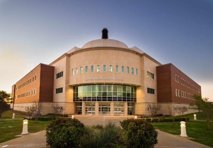 McFarland Science Building at TAMUC